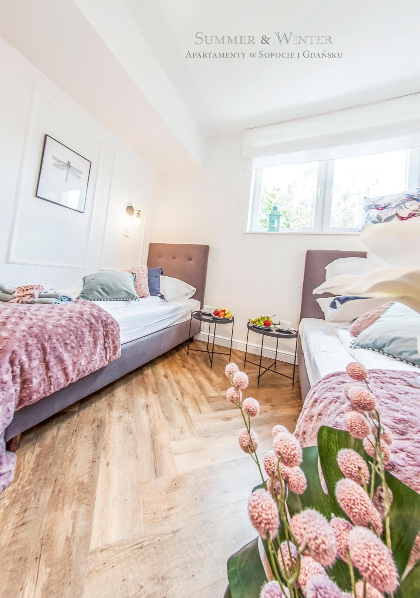 Family Luxury Pure Old Town Apartament 1-8, 2 Sypialnie I Salon, Parking Pub, 60M2 格但斯克 外观 照片